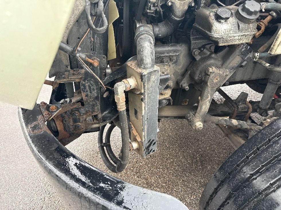 Medium Duty Box Truck-Light and Medium Duty Trucks-Freightliner-2019-M211242S-Romulus-MI-380,513\n\t\tmiles-$ 56,750 - Image 25