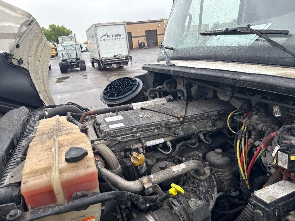 Medium Duty Box Truck-Light and Medium Duty Trucks-Freightliner-2019-M211242S-Romulus-MI-380,513\n\t\tmiles-$ 56,750 - Image 26