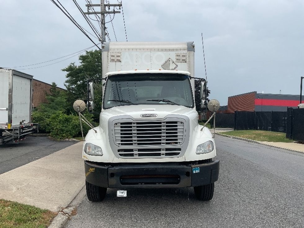 Medium Duty Box Truck-Light and Medium Duty Trucks-Freightliner-2019-M211242S-West Babylon-NY-342,685\n\t\tmiles-$ 55,250 - Image 2
