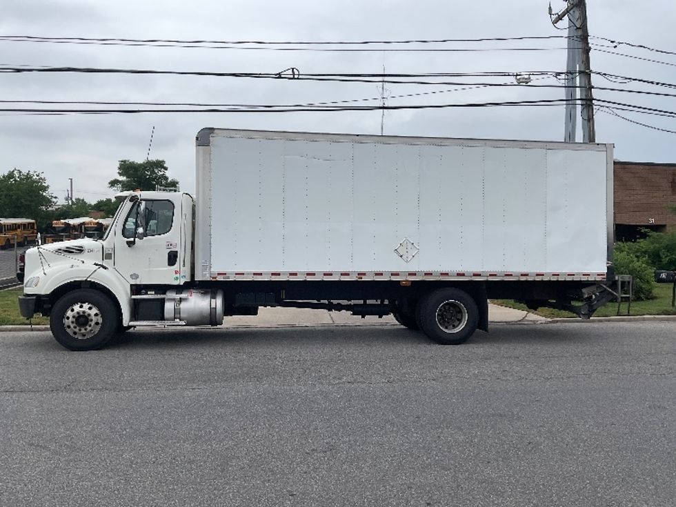 Medium Duty Box Truck-Light and Medium Duty Trucks-Freightliner-2019-M211242S-West Babylon-NY-342,685\n\t\tmiles-$ 55,250 - Image 4