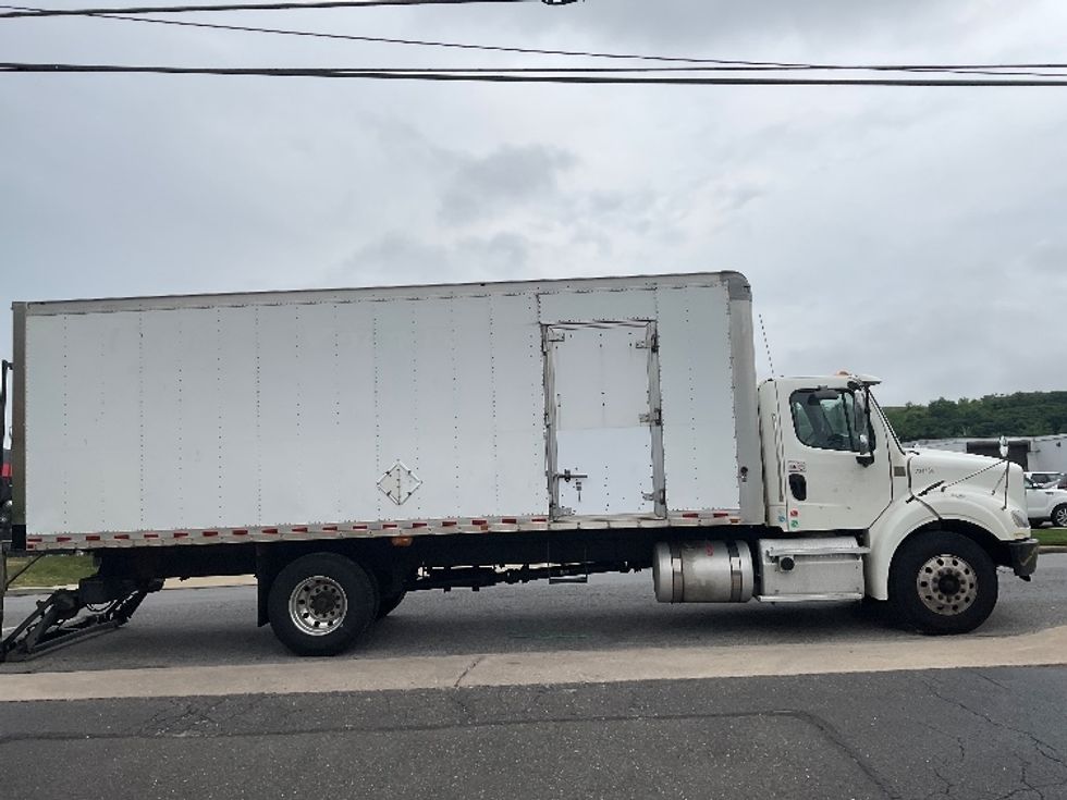 Medium Duty Box Truck-Light and Medium Duty Trucks-Freightliner-2019-M211242S-West Babylon-NY-342,685\n\t\tmiles-$ 55,250 - Image 15