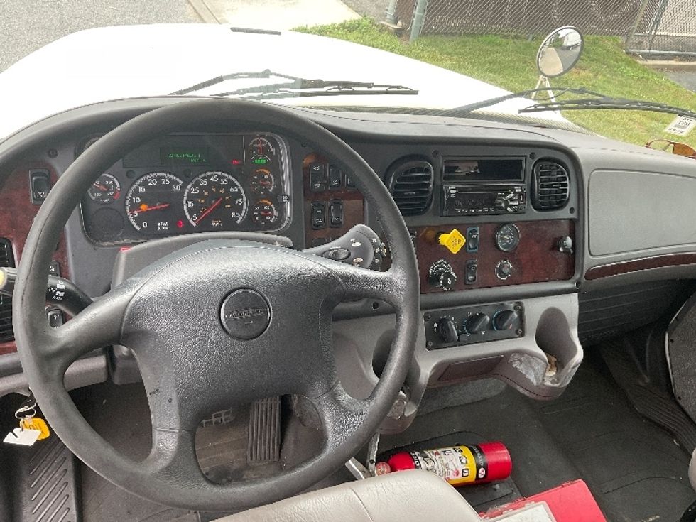 Medium Duty Box Truck-Light and Medium Duty Trucks-Freightliner-2019-M211242S-West Babylon-NY-342,685\n\t\tmiles-$ 55,250 - Image 18