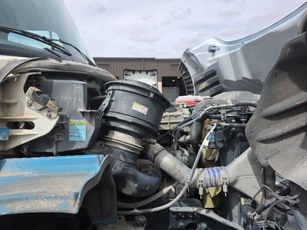 Medium Duty Box Truck-Light and Medium Duty Trucks-Freightliner-2019-M211264S-El Paso-TX-848,506\n\t\tmiles-$ 52,750 - Image 23