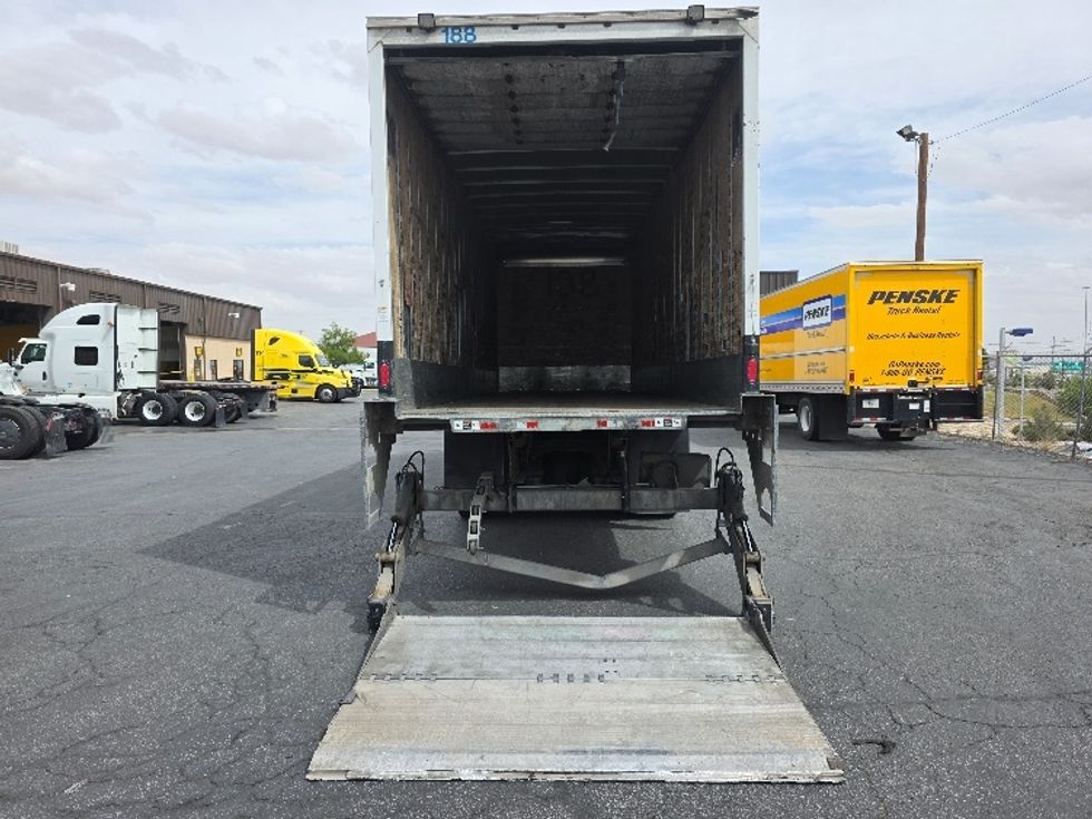Medium Duty Box Truck-Light and Medium Duty Trucks-Freightliner-2019-M211264S-El Paso-TX-848,506\n\t\tmiles-$ 52,750 - Image 9