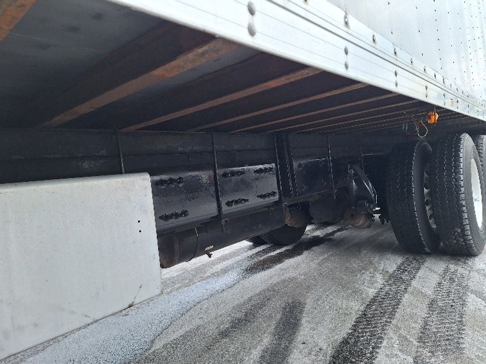 Medium Duty Box Truck-Light and Medium Duty Trucks-Freightliner-2019-M211264S-Londonderry-NH-205,494\n\t\tmiles-$ 82,500 - Image 5