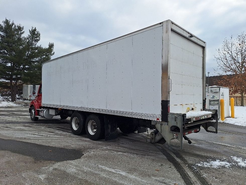 Medium Duty Box Truck-Light and Medium Duty Trucks-Freightliner-2019-M211264S-Londonderry-NH-205,494\n\t\tmiles-$ 82,500 - Image 6