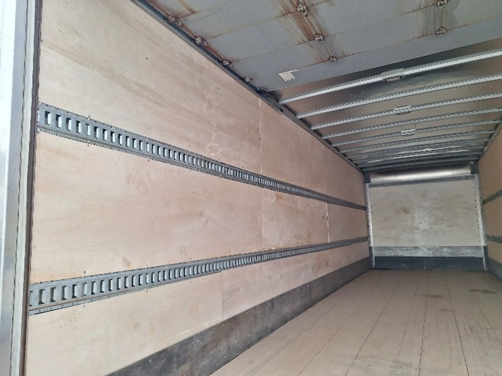 Medium Duty Box Truck-Light and Medium Duty Trucks-Freightliner-2019-M211264S-Londonderry-NH-205,494\n\t\tmiles-$ 82,500 - Image 11