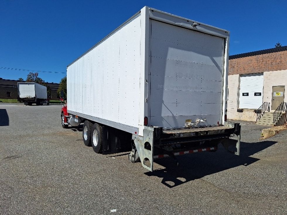 Medium Duty Box Truck-Light and Medium Duty Trucks-Freightliner-2019-M211264S-Londonderry-NH-216,287\n\t\tmiles-$ 82,000 - Image 6