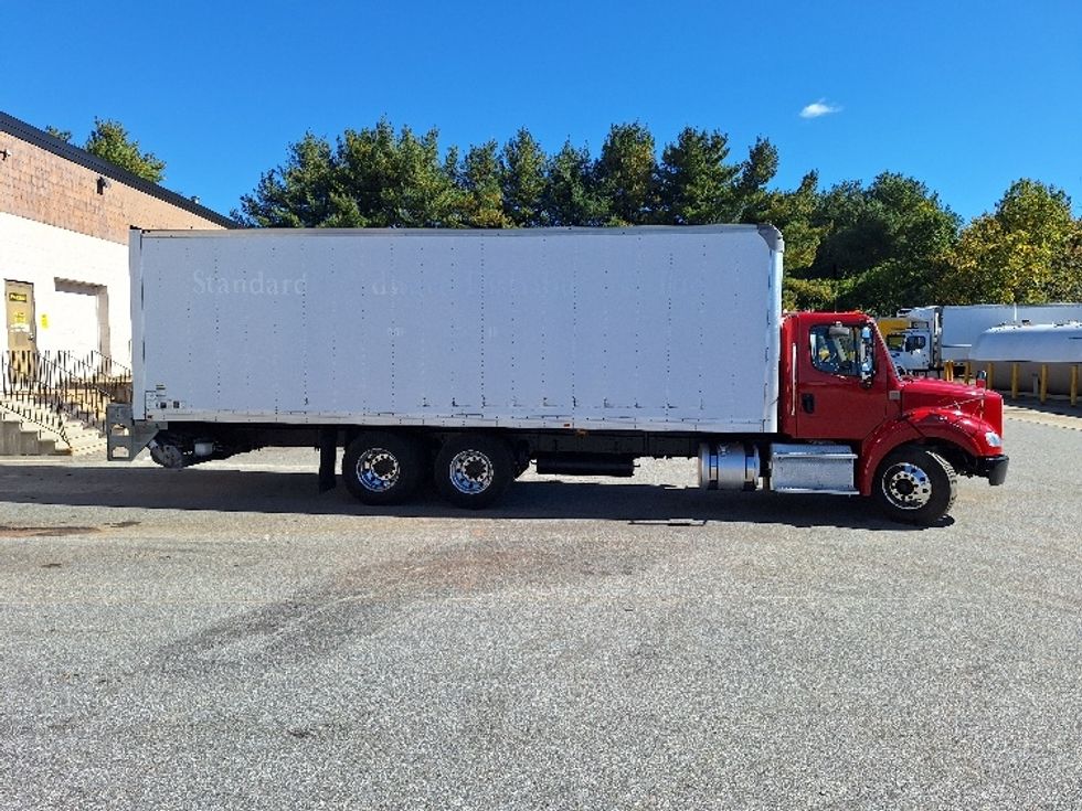 Medium Duty Box Truck-Light and Medium Duty Trucks-Freightliner-2019-M211264S-Londonderry-NH-216,287\n\t\tmiles-$ 82,000 - Image 15