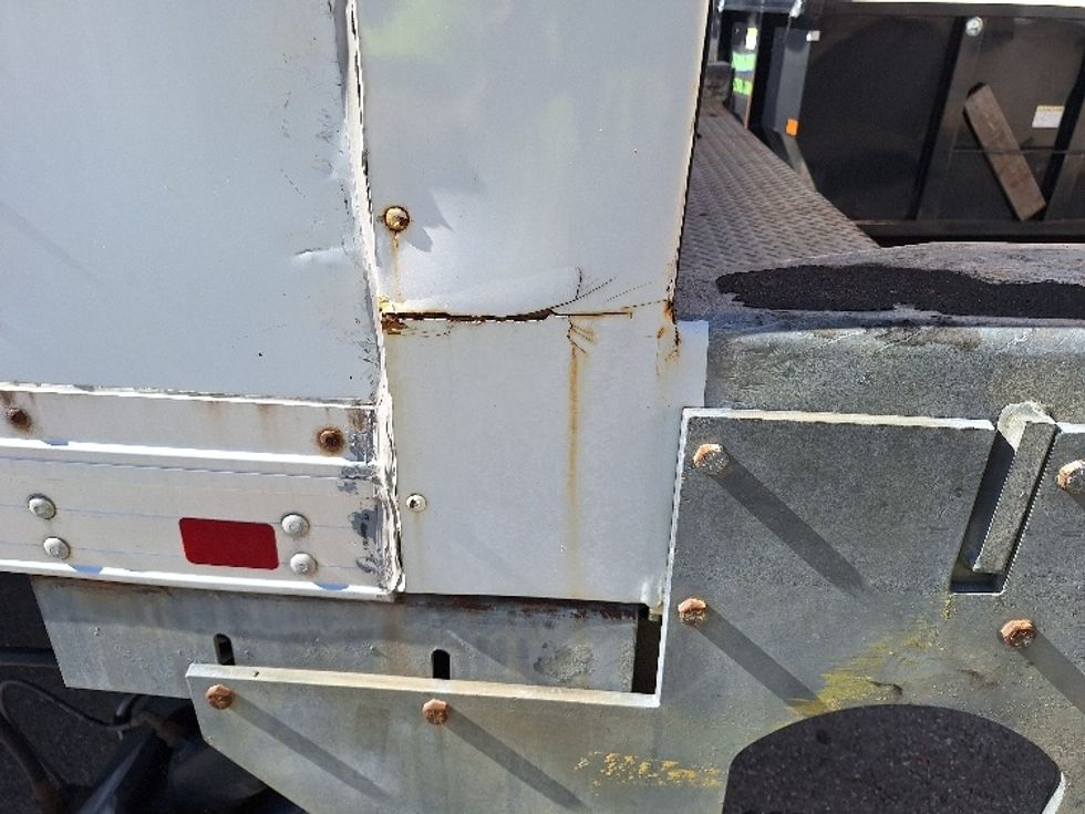 Medium Duty Box Truck-Light and Medium Duty Trucks-Freightliner-2019-M211264S-Londonderry-NH-216,287\n\t\tmiles-$ 82,000 - Image 25