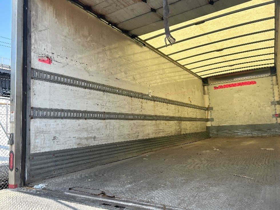 Medium Duty Box Truck-Light and Medium Duty Trucks-Freightliner-2019-M211264S-North Bergen-NJ-141,899\n\t\tmiles-$ 90,000 - Image 11