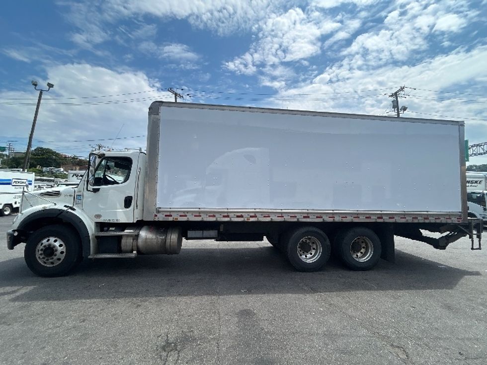 2019 Freightliner M2 112 Medium Duty photo 4