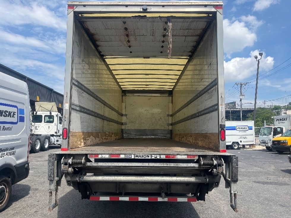 Medium Duty Box Truck-Light and Medium Duty Trucks-Freightliner-2019-M211264S-North Bergen-NJ-216,102\n\t\tmiles-$ 87,000 - Image 8