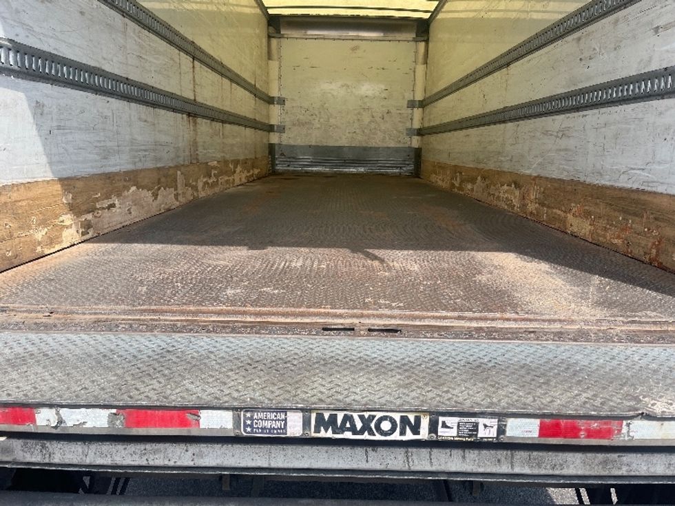 Medium Duty Box Truck-Light and Medium Duty Trucks-Freightliner-2019-M211264S-North Bergen-NJ-216,102\n\t\tmiles-$ 87,000 - Image 10