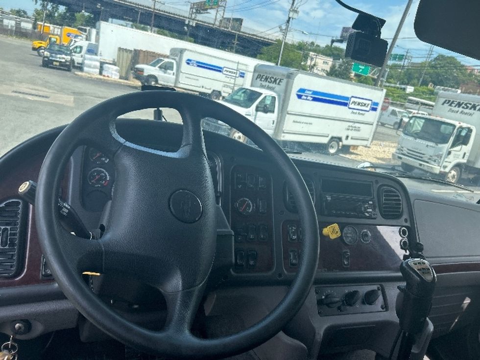 Medium Duty Box Truck-Light and Medium Duty Trucks-Freightliner-2019-M211264S-North Bergen-NJ-216,102\n\t\tmiles-$ 87,000 - Image 18