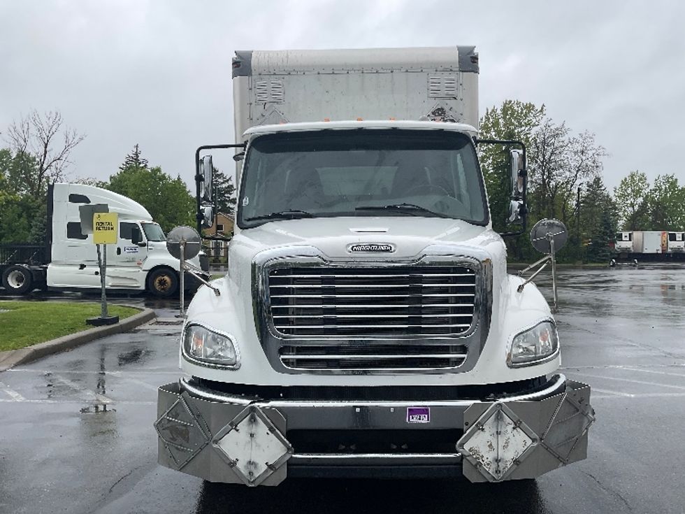 Medium Duty Box Truck-Light and Medium Duty Trucks-Freightliner-2019-M211264S-Rochester-NY-142,949\n\t\tmiles-$ 94,000 - Image 2
