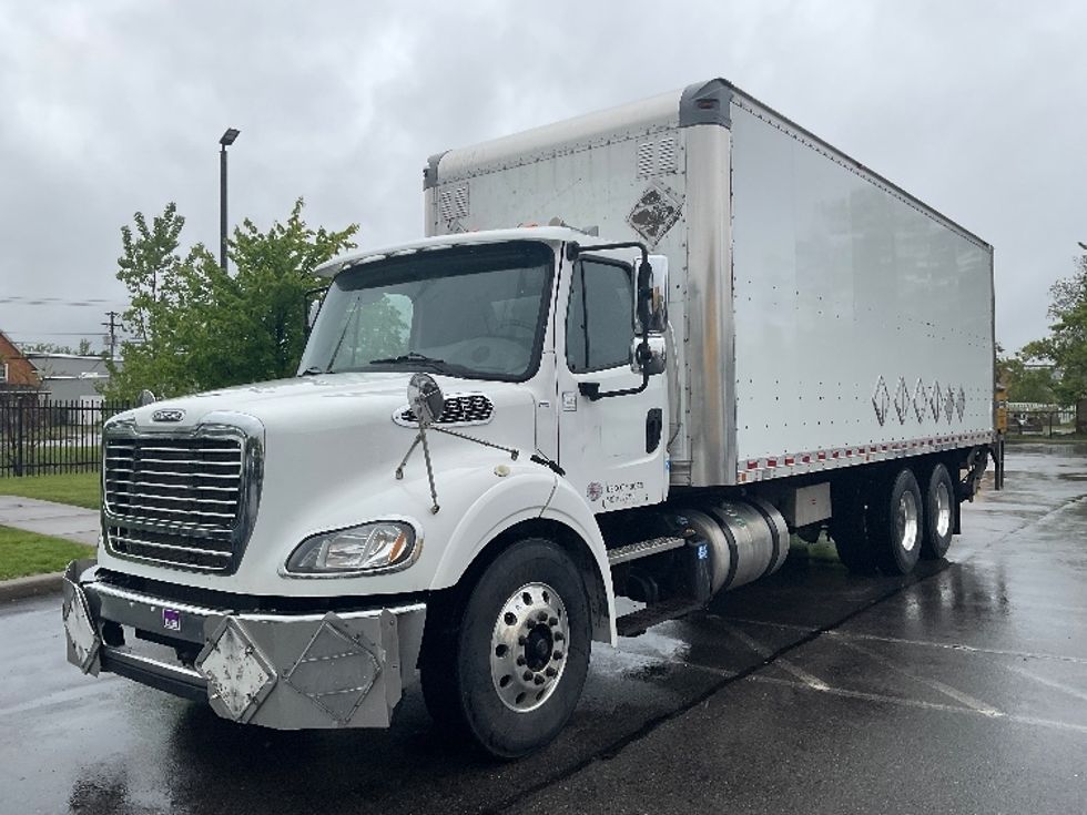 Medium Duty Box Truck-Light and Medium Duty Trucks-Freightliner-2019-M211264S-Rochester-NY-142,949\n\t\tmiles-$ 94,000 - Image 3