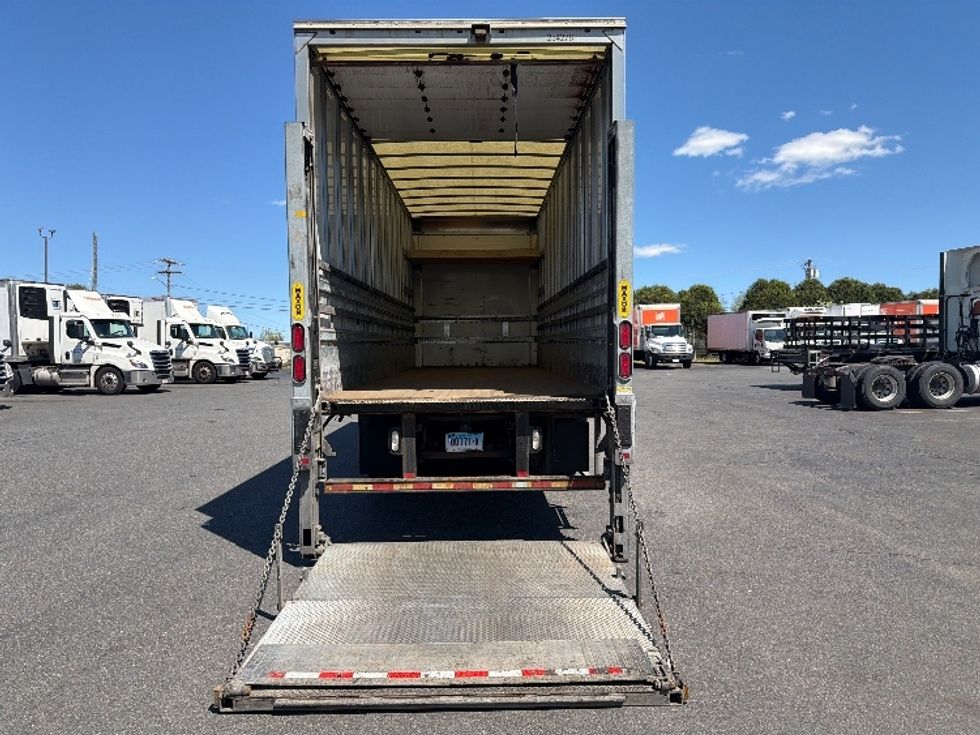 Medium Duty Box Truck-Light and Medium Duty Trucks-Freightliner-2019-M211264S-Springfield-MA-146,704\n\t\tmiles-$ 74,750 - Image 9