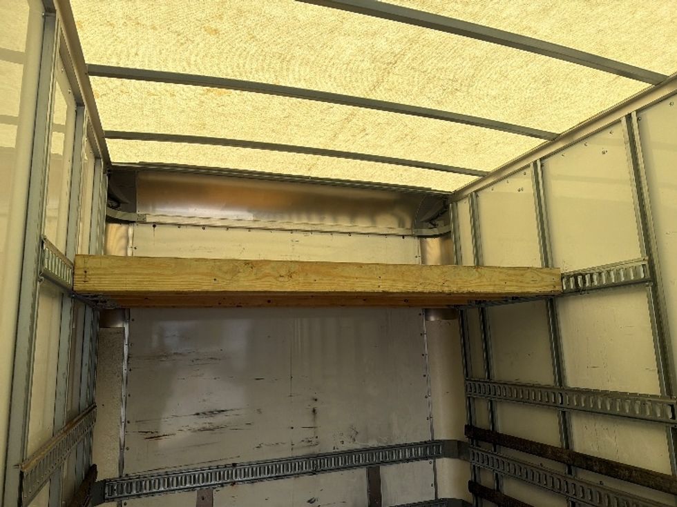 Medium Duty Box Truck-Light and Medium Duty Trucks-Freightliner-2019-M211264S-Springfield-MA-146,704\n\t\tmiles-$ 74,750 - Image 25