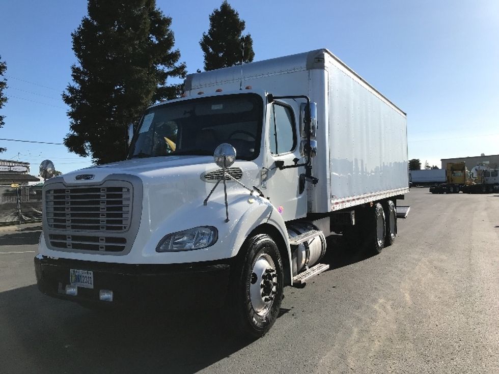 Medium Duty Box Truck-Light and Medium Duty Trucks-Freightliner-2019-M211264S-West Sacramento-CA-224,806\n\t\tmiles-$ 89,250 - Image 3