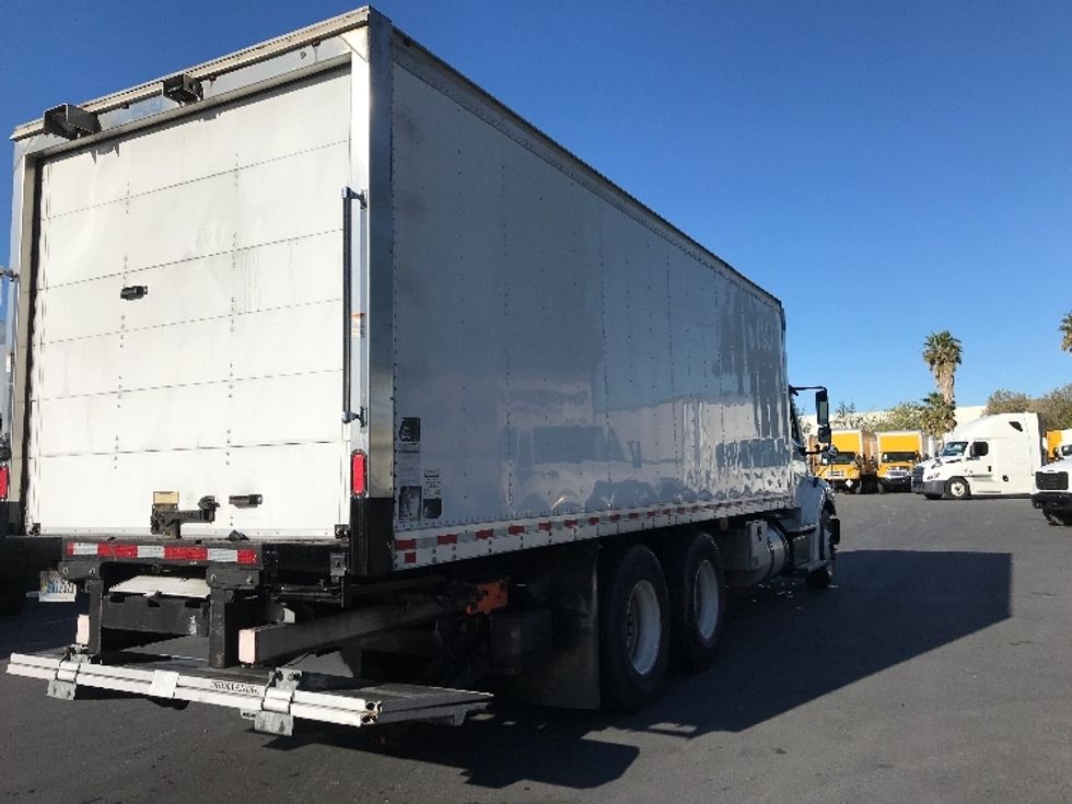 Medium Duty Box Truck-Light and Medium Duty Trucks-Freightliner-2019-M211264S-West Sacramento-CA-224,806\n\t\tmiles-$ 89,250 - Image 13