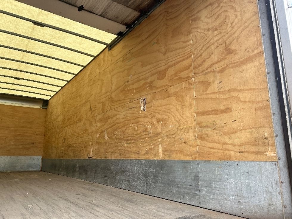 Medium Duty Box Truck-Light and Medium Duty Trucks-Freightliner-2019-M211264S-Windsor-WI-366,077\n\t\tmiles-$ 63,750 - Image 11