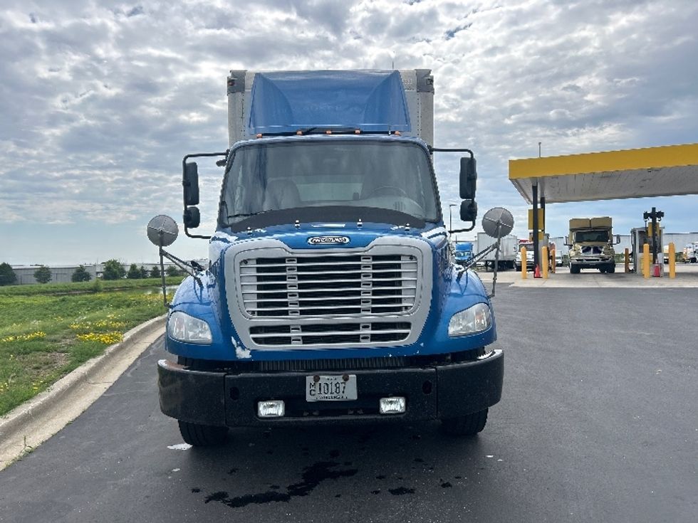 Medium Duty Box Truck-Light and Medium Duty Trucks-Freightliner-2019-M211264S-Windsor-WI-366,077\n\t\tmiles-$ 63,750 - Image 2