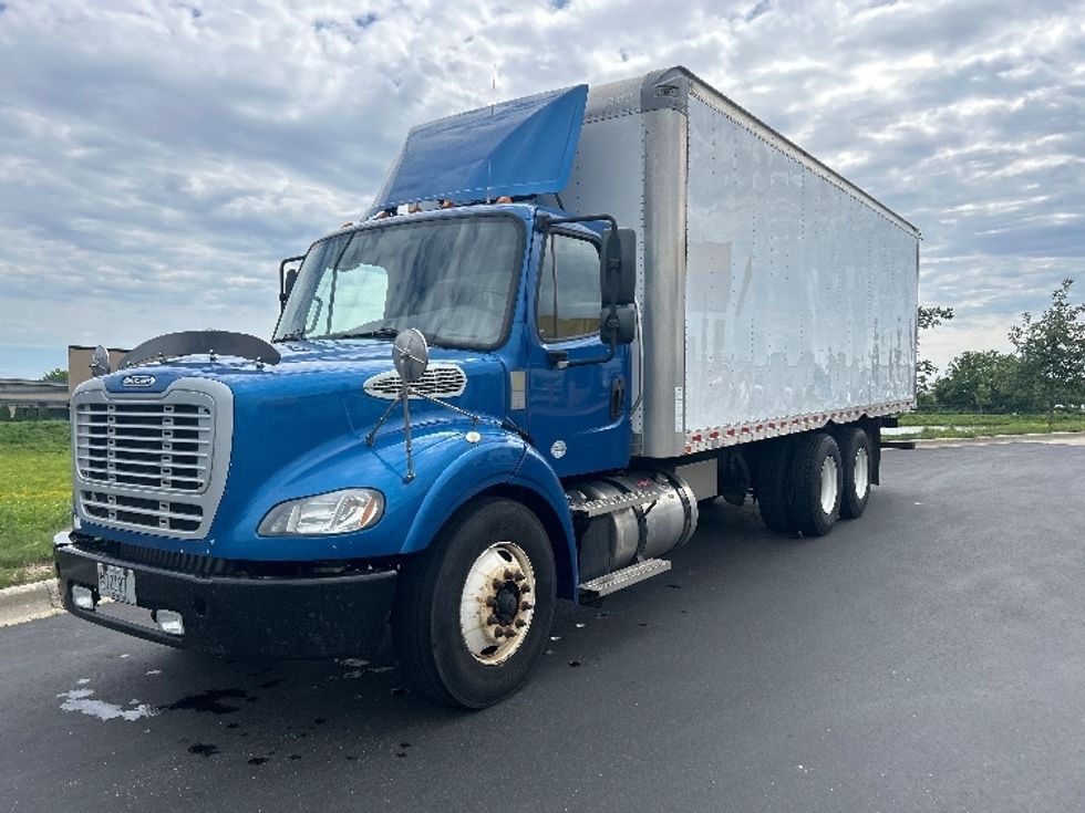 Medium Duty Box Truck-Light and Medium Duty Trucks-Freightliner-2019-M211264S-Windsor-WI-366,077\n\t\tmiles-$ 63,750 - Image 3