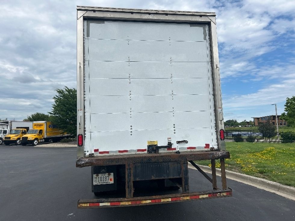 Medium Duty Box Truck-Light and Medium Duty Trucks-Freightliner-2019-M211264S-Windsor-WI-366,077\n\t\tmiles-$ 63,750 - Image 7