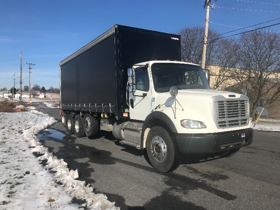 Medium Duty Box Truck-Light and Medium Duty Trucks-Freightliner-2019-M211284S-Cleona-PA-85,716\n\t\tmiles-$ 125,500 - Image 1