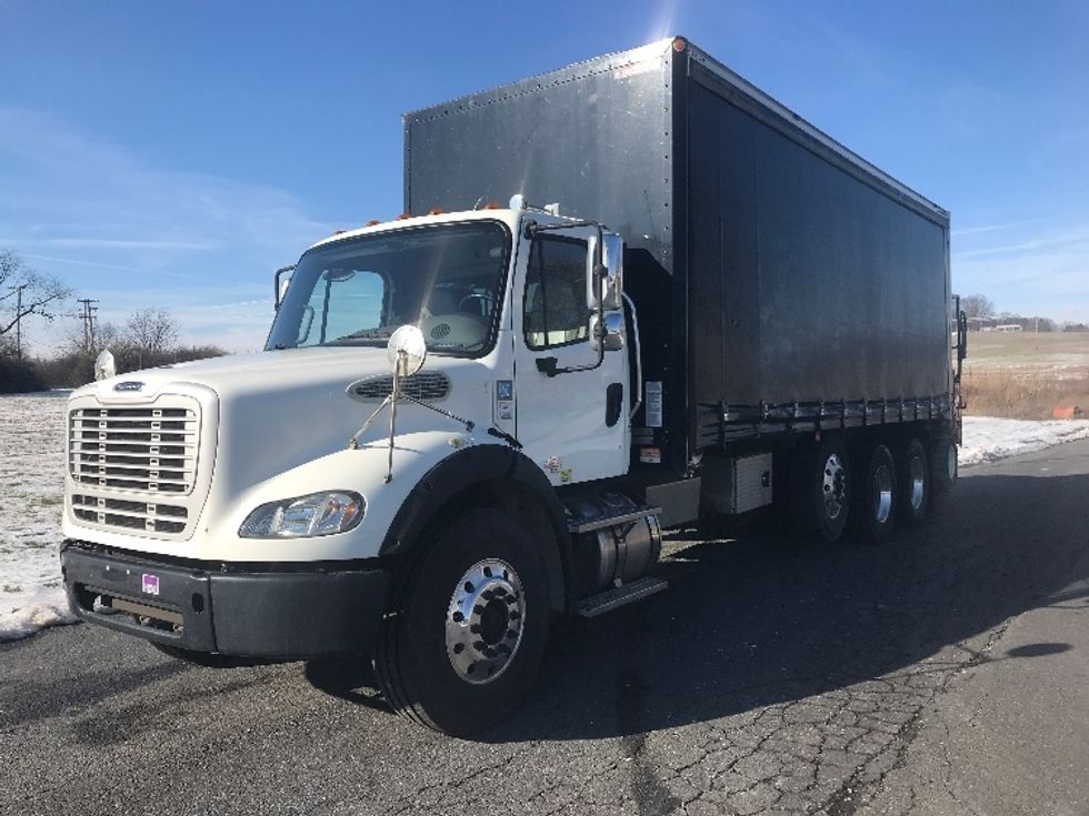 Medium Duty Box Truck-Light and Medium Duty Trucks-Freightliner-2019-M211284S-Cleona-PA-85,716\n\t\tmiles-$ 125,500 - Image 3