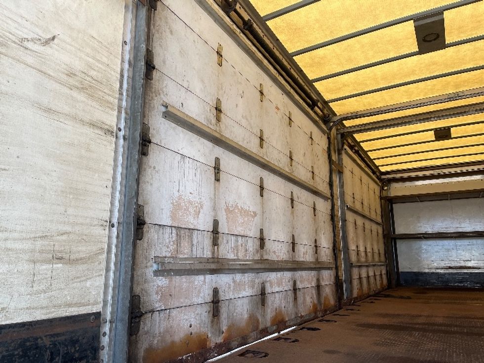 Medium Duty Box Truck-Light and Medium Duty Trucks-Freightliner-2019-M211284S-Warren-MI-333,469\n\t\tmiles-$ 85,250 - Image 11