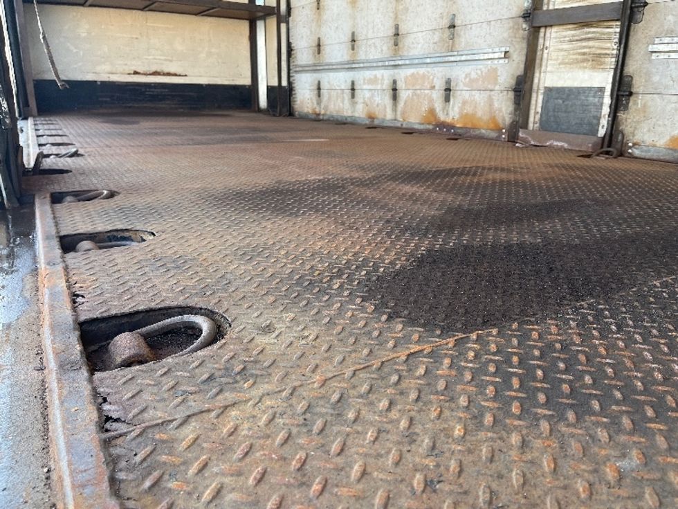 Medium Duty Box Truck-Light and Medium Duty Trucks-Freightliner-2019-M211284S-Warren-MI-333,469\n\t\tmiles-$ 85,250 - Image 28