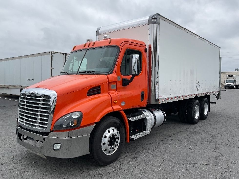 Medium Duty Box Truck-Light and Medium Duty Trucks-Freightliner-2020-Cascadia X11364S-Little Rock-AR-366,815\n\t\tmiles-$ 82,250 - Image 3