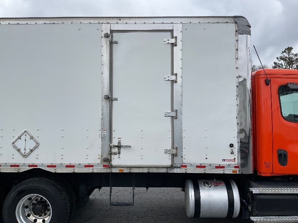 Medium Duty Box Truck-Light and Medium Duty Trucks-Freightliner-2020-Cascadia X11364S-Little Rock-AR-366,815\n\t\tmiles-$ 82,250 - Image 25