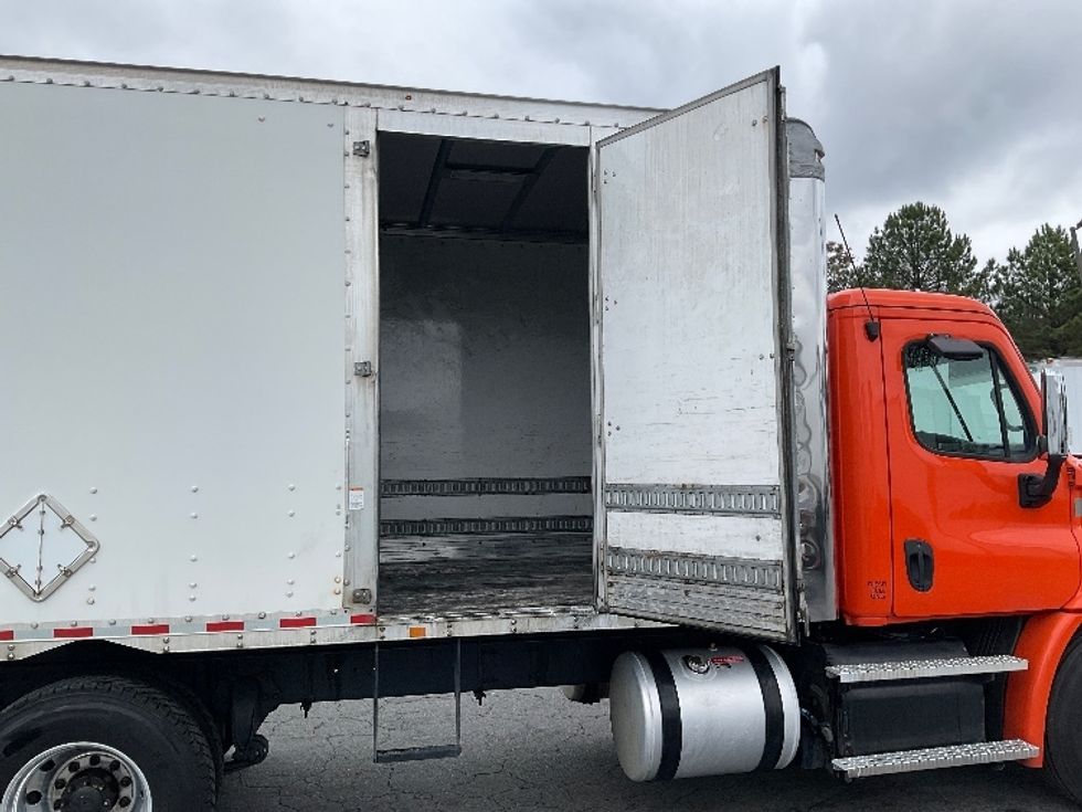 Medium Duty Box Truck-Light and Medium Duty Trucks-Freightliner-2020-Cascadia X11364S-Little Rock-AR-366,815\n\t\tmiles-$ 82,250 - Image 26