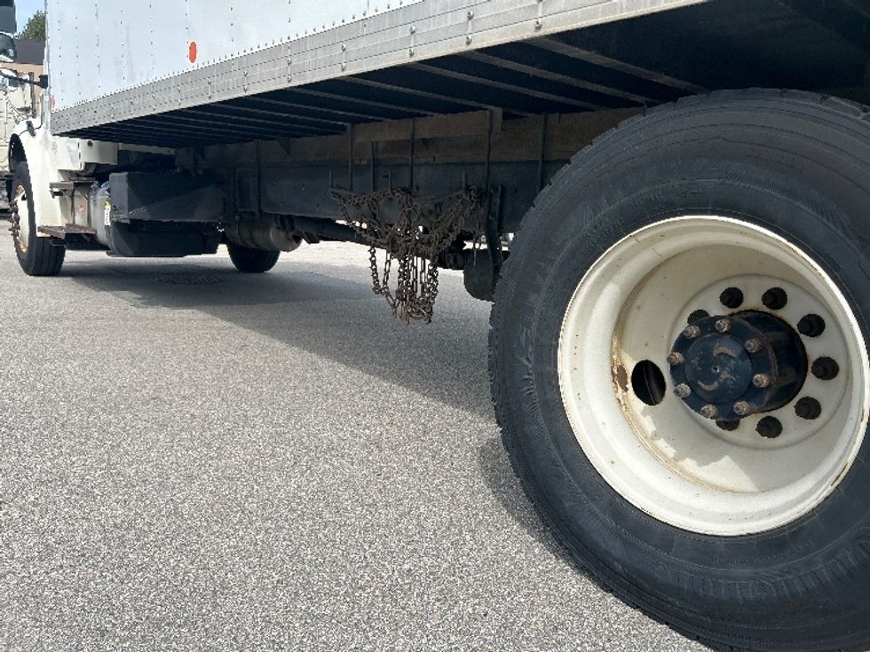 Medium Duty Box Truck-Light and Medium Duty Trucks-Freightliner-2020-M2-Abbotsford-BC-144,090\n\t\tkm-$ 77,000 - Image 5