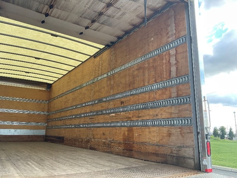 Medium Duty Box Truck-Light and Medium Duty Trucks-Freightliner-2020-M2-Akron-OH-152,611\n\t\tmiles-$ 58,000 - Image 12