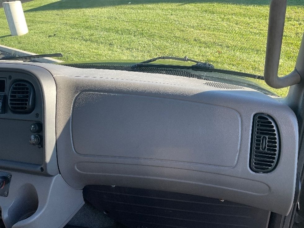 Medium Duty Box Truck-Light and Medium Duty Trucks-Freightliner-2020-M2-Akron-OH-152,611\n\t\tmiles-$ 58,000 - Image 21