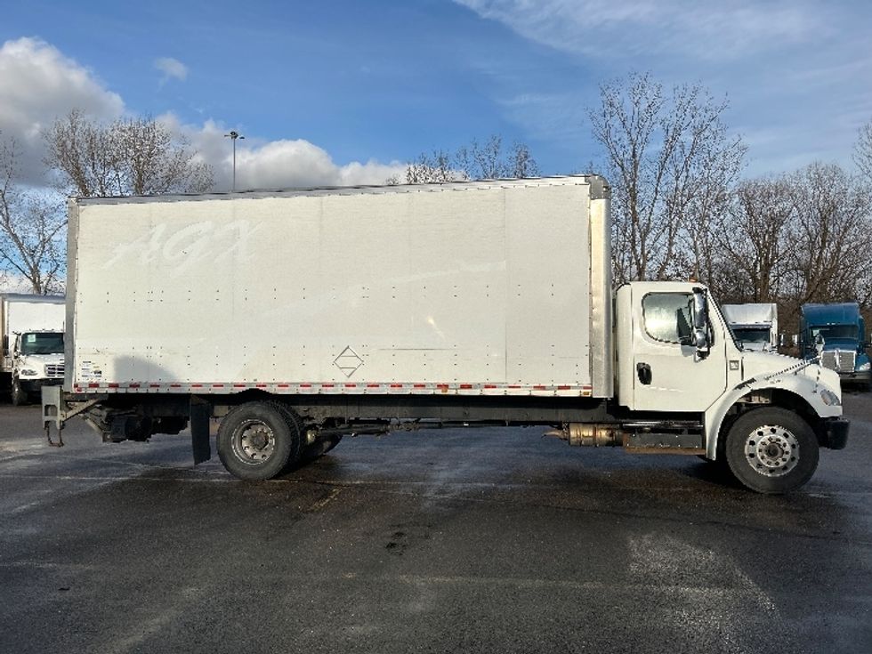 Medium Duty Box Truck-Light and Medium Duty Trucks-Freightliner-2020-M2-Akron-OH-167,914\n\t\tmiles-$ 54,750 - Image 15