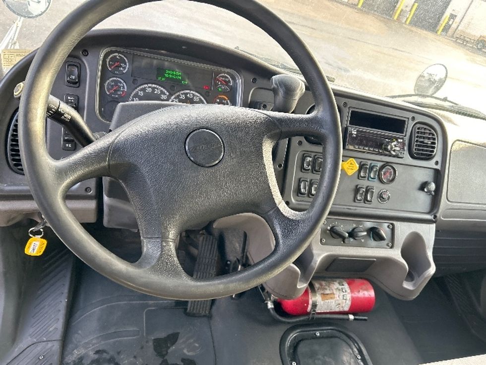 Medium Duty Box Truck-Light and Medium Duty Trucks-Freightliner-2020-M2-Akron-OH-167,914\n\t\tmiles-$ 54,750 - Image 18