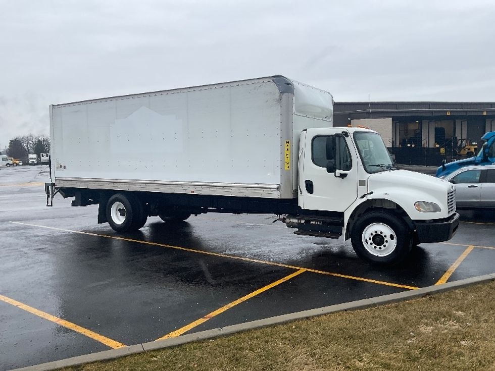Medium Duty Box Truck-Light and Medium Duty Trucks-Freightliner-2020-M2-Akron-OH-177,577\n\t\tmiles-$ 49,000 - Image 1
