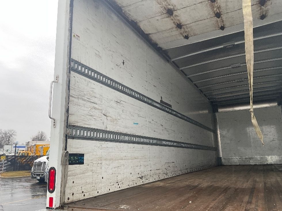 Medium Duty Box Truck-Light and Medium Duty Trucks-Freightliner-2020-M2-Akron-OH-177,577\n\t\tmiles-$ 49,000 - Image 11