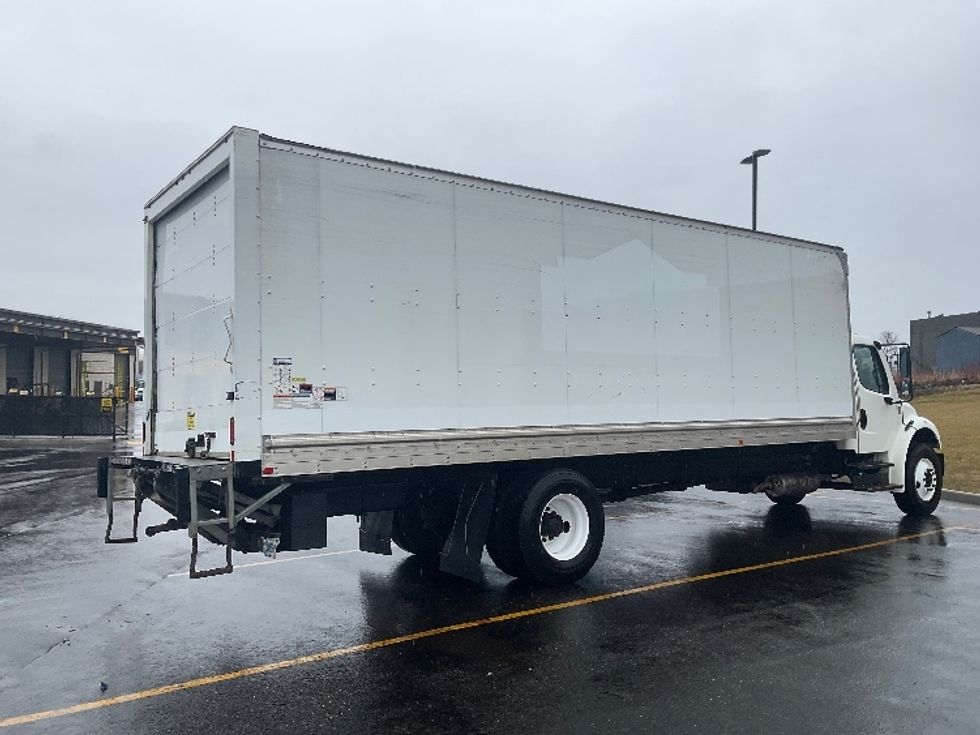 Medium Duty Box Truck-Light and Medium Duty Trucks-Freightliner-2020-M2-Akron-OH-177,577\n\t\tmiles-$ 49,000 - Image 13