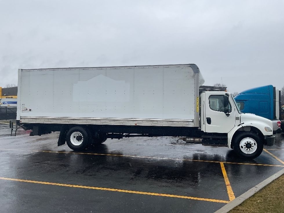 Medium Duty Box Truck-Light and Medium Duty Trucks-Freightliner-2020-M2-Akron-OH-177,577\n\t\tmiles-$ 49,000 - Image 15
