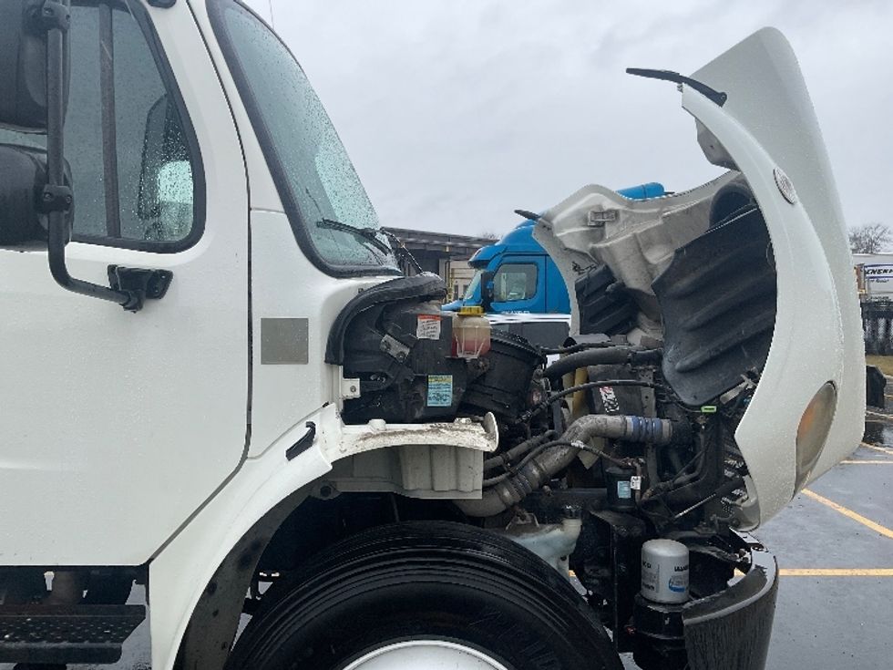 Medium Duty Box Truck-Light and Medium Duty Trucks-Freightliner-2020-M2-Akron-OH-177,577\n\t\tmiles-$ 49,000 - Image 23