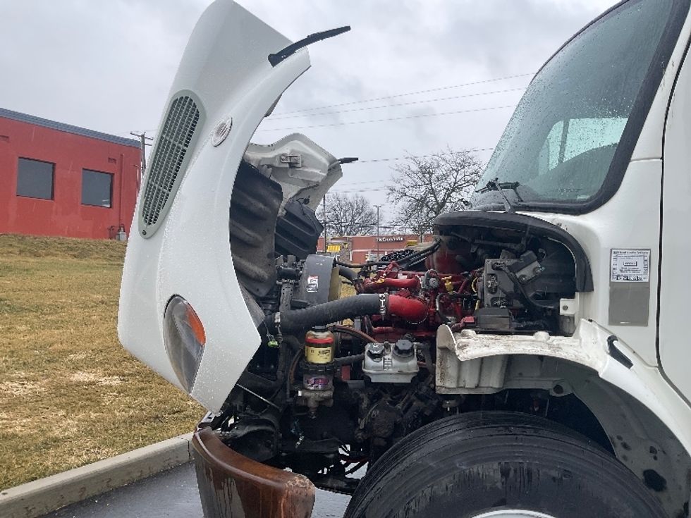 Medium Duty Box Truck-Light and Medium Duty Trucks-Freightliner-2020-M2-Akron-OH-177,577\n\t\tmiles-$ 49,000 - Image 24