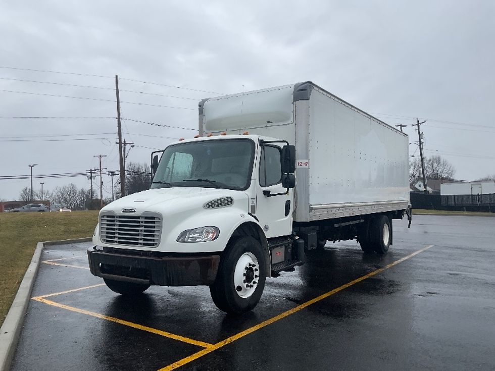 Medium Duty Box Truck-Light and Medium Duty Trucks-Freightliner-2020-M2-Akron-OH-177,577\n\t\tmiles-$ 49,000 - Image 3
