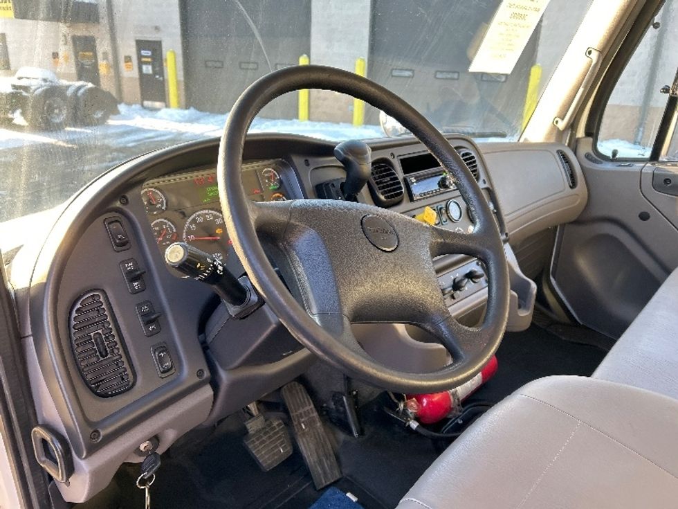 Medium Duty Box Truck-Light and Medium Duty Trucks-Freightliner-2020-M2-Akron-OH-184,014\n\t\tmiles-$ 52,250 - Image 12