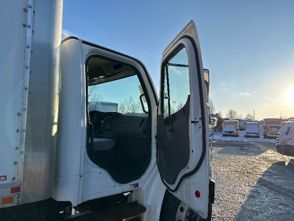 Medium Duty Box Truck-Light and Medium Duty Trucks-Freightliner-2020-M2-Akron-OH-184,014\n\t\tmiles-$ 52,250 - Image 15